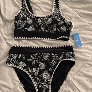 Cupshe Black and White Floral Bikini
